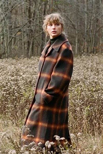evermore-taylor-swift-checked-coat-400x596-1