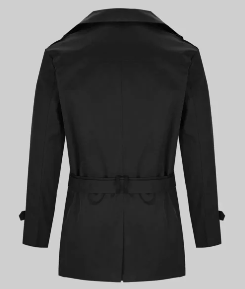 Kaitlyn-Santa-Final-Destination-Bloodlines-Stefani-Lewis-Black-Coat-back
