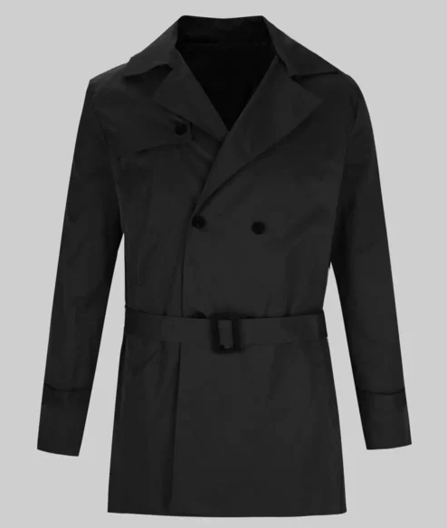 Kaitlyn-Santa-Final-Destination-Bloodlines-Stefani-Lewis-Black-Coat